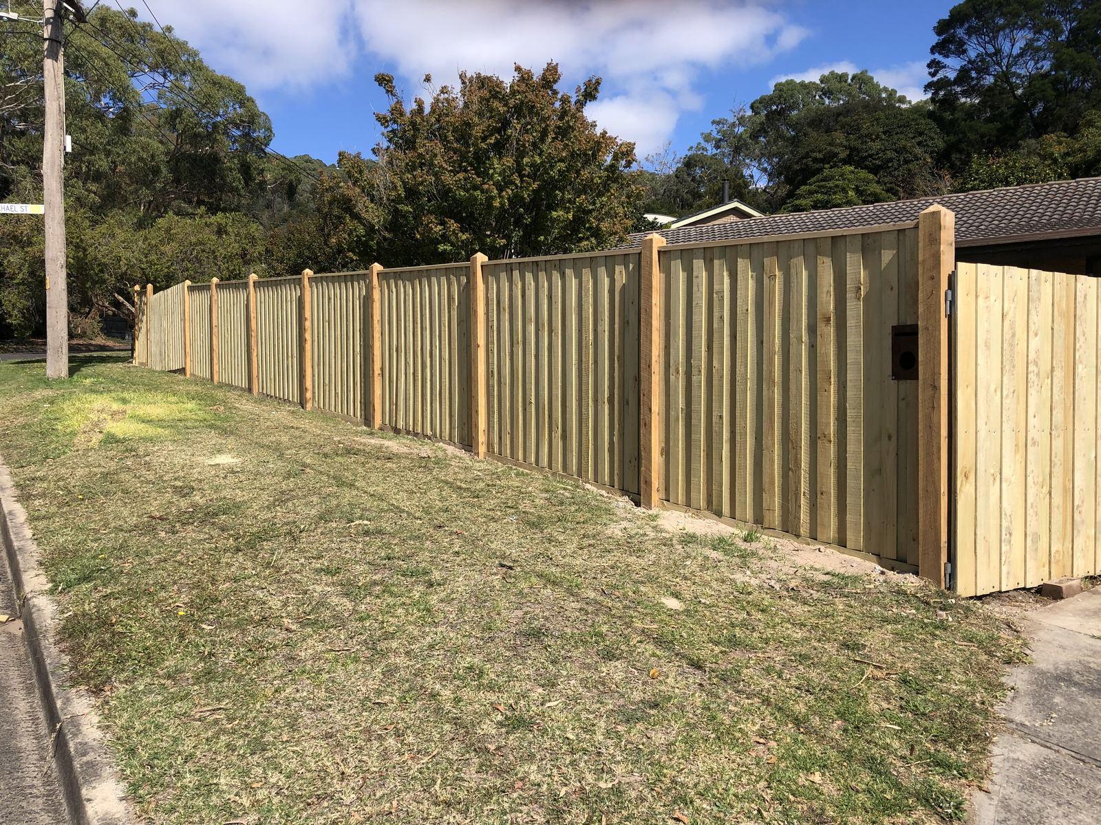 Fencing project in Arthurs Seat