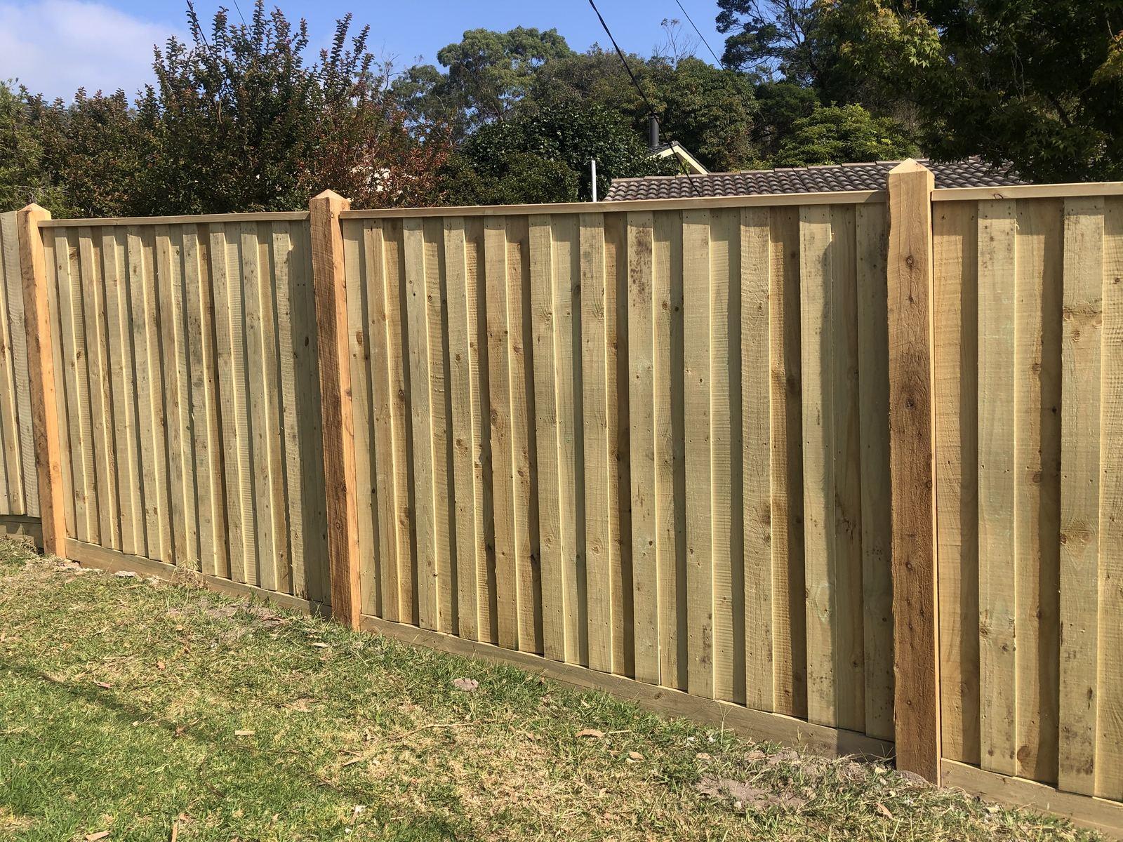 Fencing in Arthurs Seat photo 3