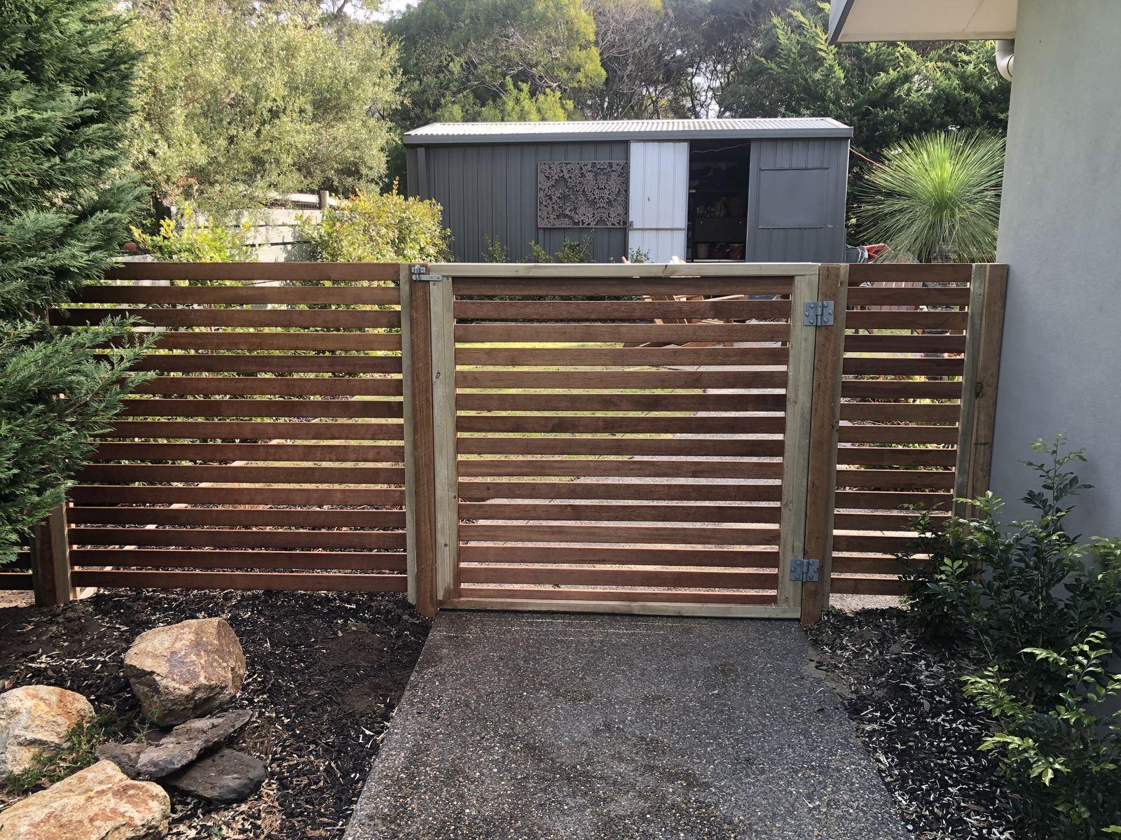 Fencing in Boneo photo 5