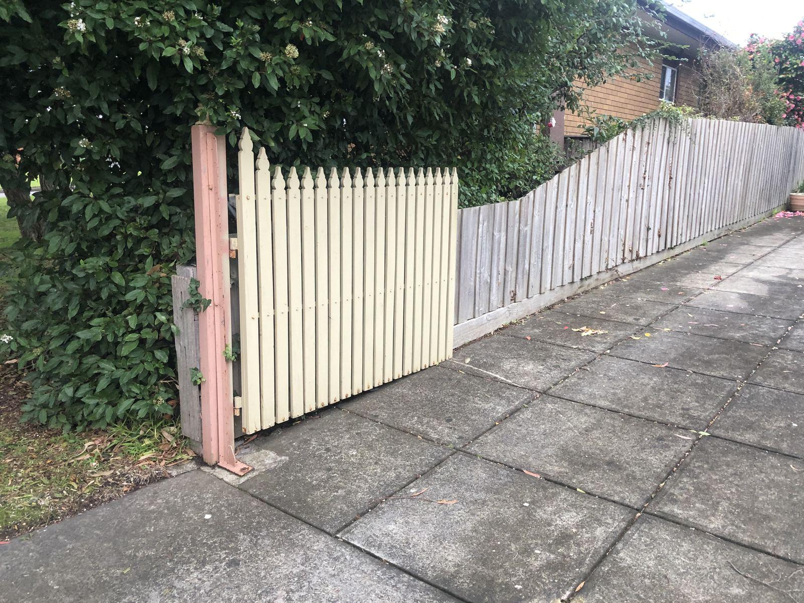 Fencing in Dromana photo 6