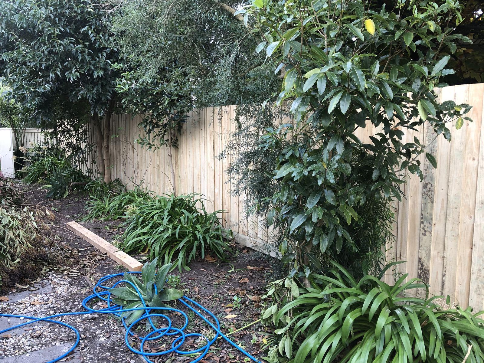 Fencing in Rosebud photo 5