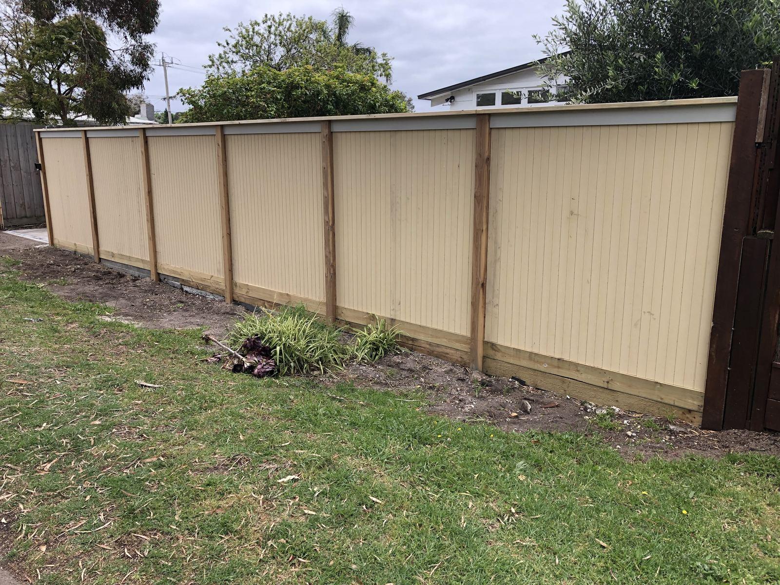 Fencing in Rye photo 37