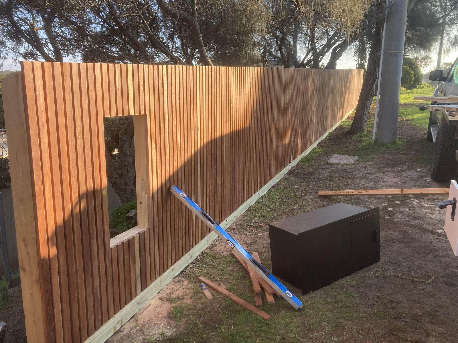 Fencing in Sorrento photo 16